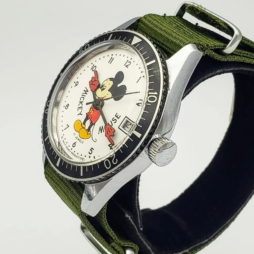 Vintage SEIKO Mickey Mouse Military Style Dive Wristwatch Swiss Cal. UTC 29 17J